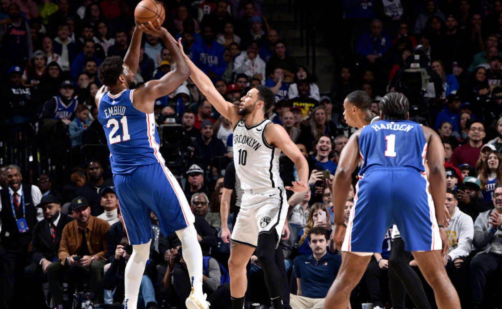 纽卡斯尔主场大捷,奇迹降临最后时刻扭转比赛 纽卡斯尔主场大捷,奇迹降临最后时刻扭转比赛