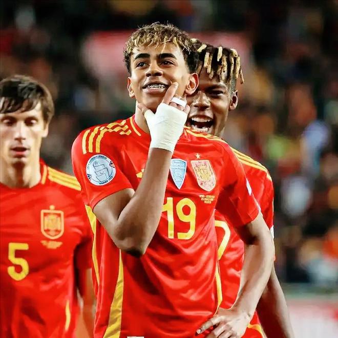 欧国联赛季硝烟弥漫,擂台对决精彩纷呈 欧国联赛季硝烟弥漫,擂台对决精彩纷呈