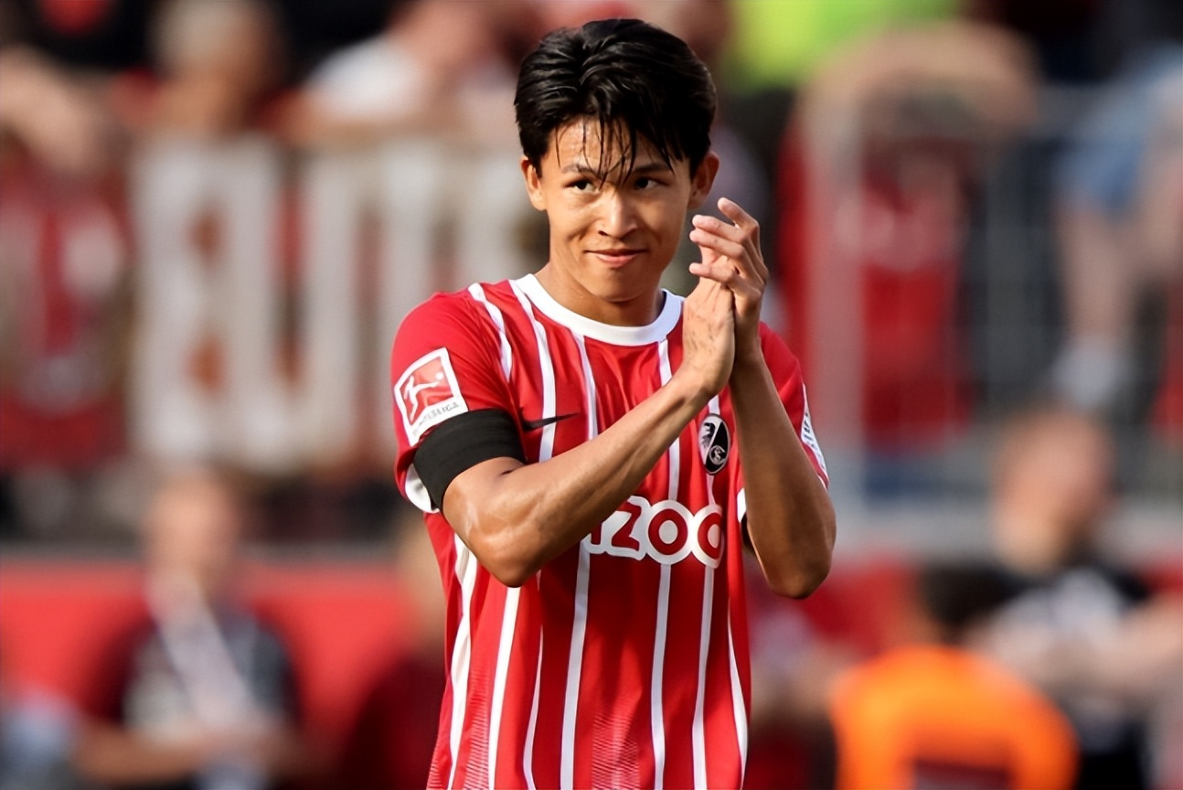 包含斯图加特球队引援大手笔,力求夺得冠军的词条 包含斯图加特球队引援大手笔,力求夺得冠军的词条