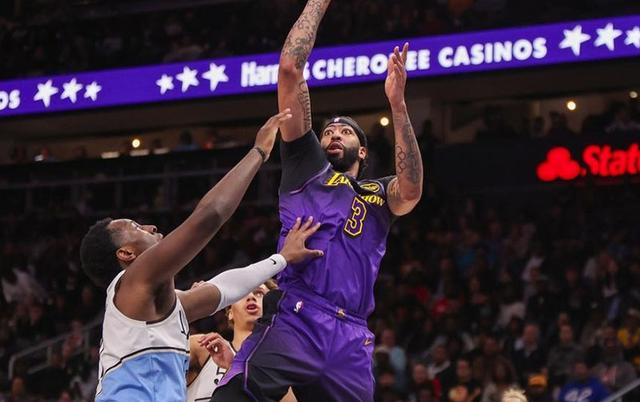 湖人遭遇意外败仗,西部第七岌岌可危 湖人遭遇意外败仗,西部第七岌岌可危