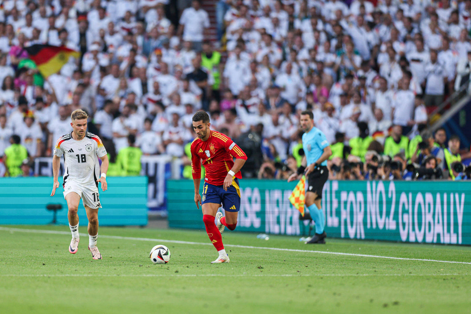 葡萄牙vs德国:欧洲杯小组赛落幕,横扫疫情、破门e绯闻传媒助阵 葡萄牙vs德国:欧洲杯小组赛落幕,横扫疫情、破门e绯闻传媒助阵