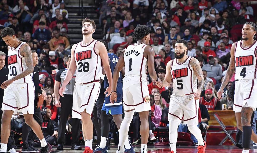 火箭惨败76人,遭遇四连败 火箭惨败76人,遭遇四连败