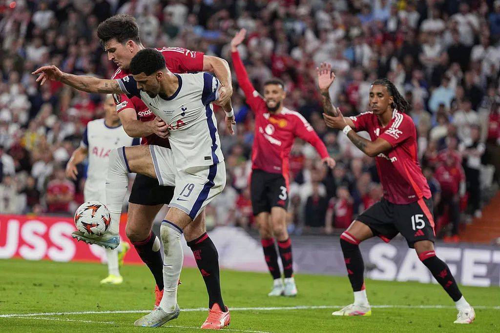 关于曼联客场失利,欧战梦再遥远的信息 关于曼联客场失利,欧战梦再遥远的信息